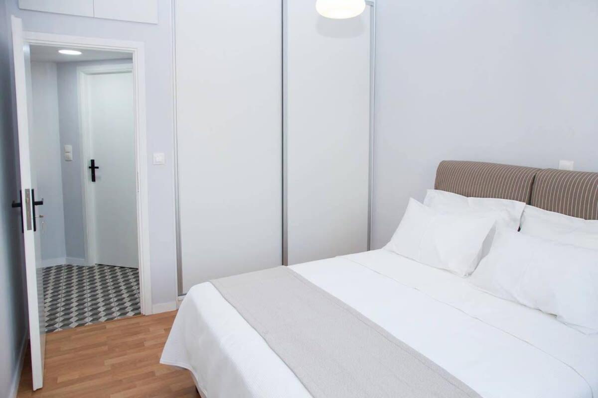 Fully Renovated, Modern Beauty In Central Athens! מראה חיצוני תמונה